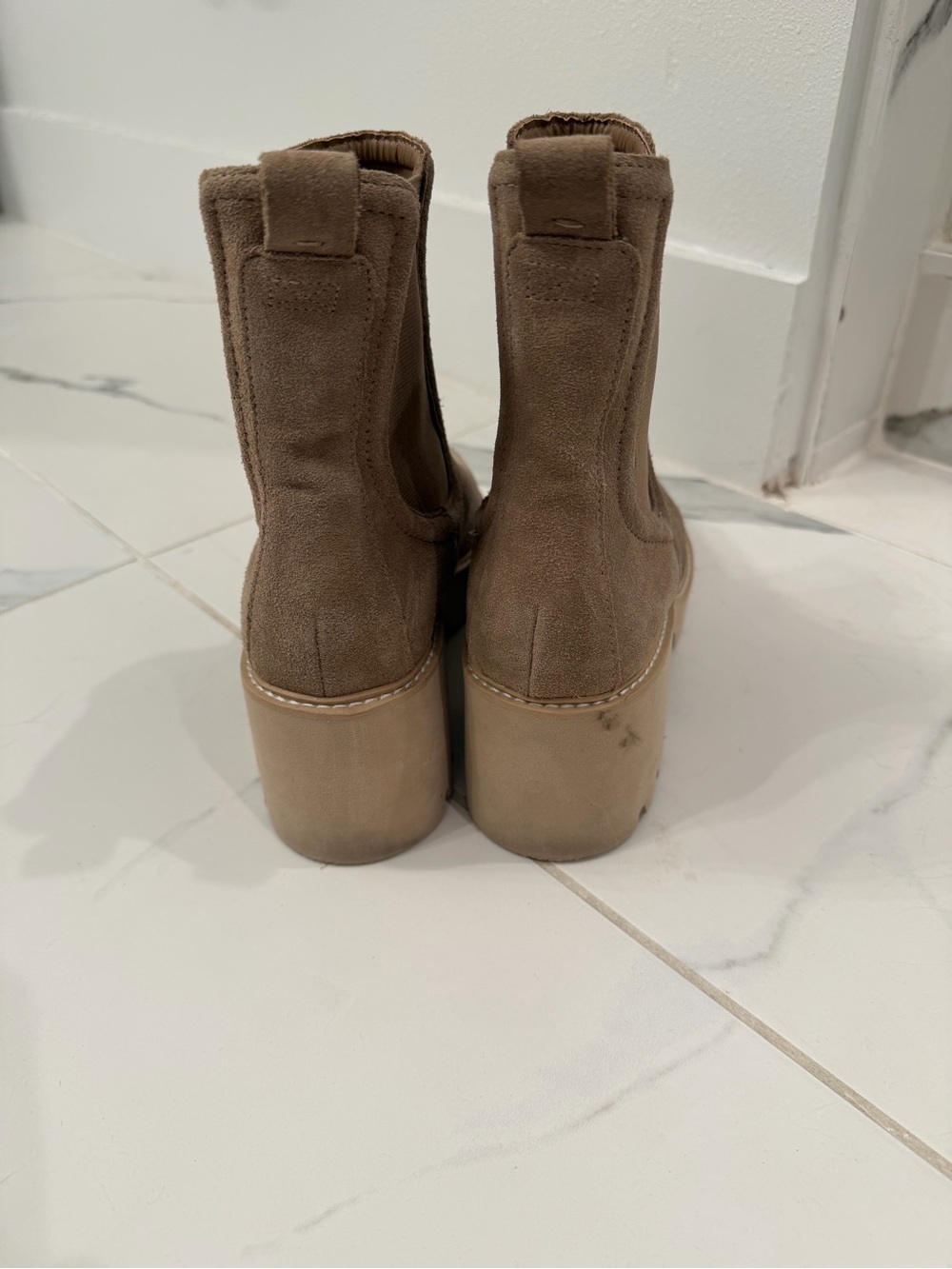 Dolce Vita Beige Suede Chelsea Ankle Boots - Picture 5 of 8